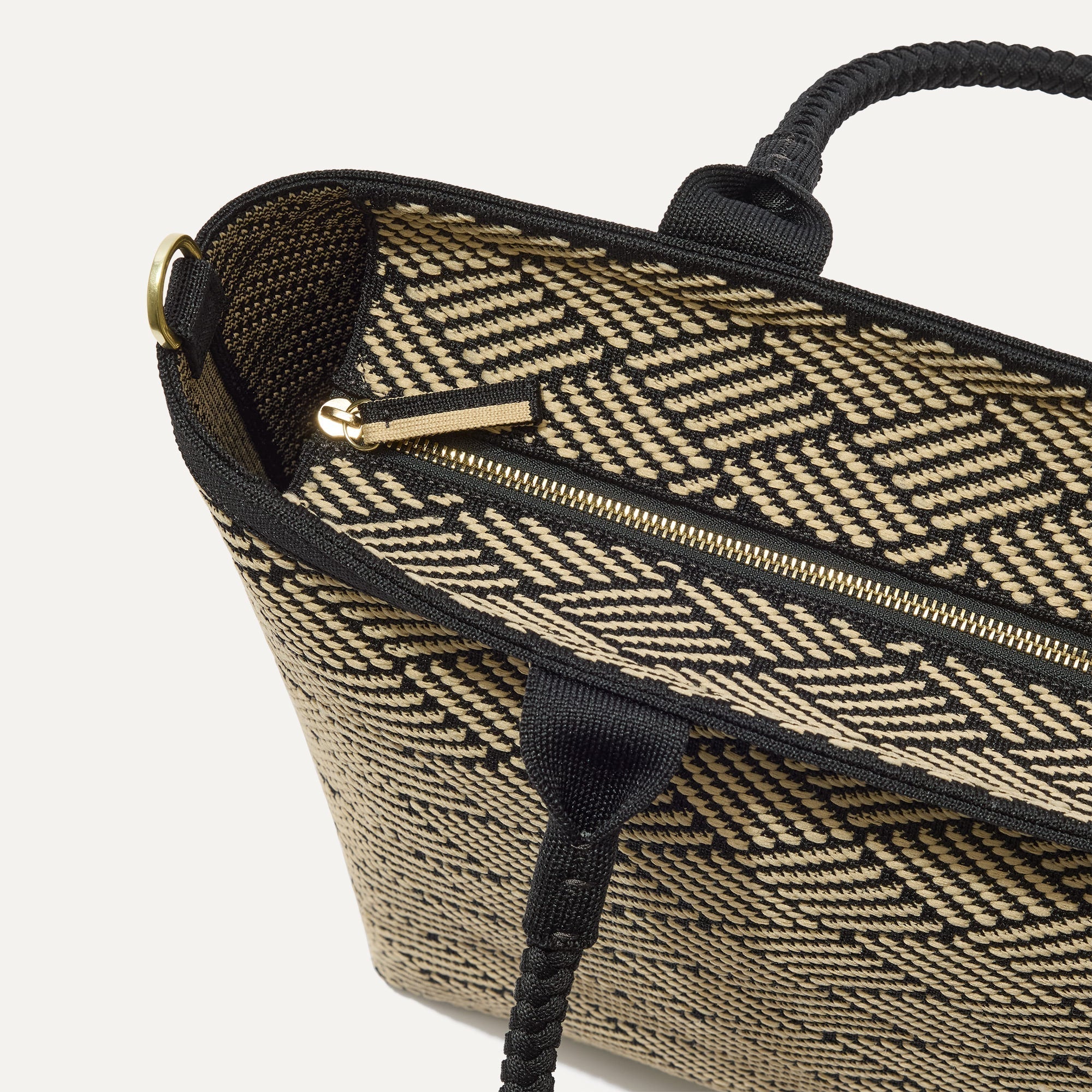 The Lightweight Zip Tote - Polar Zig Zag - Image 6