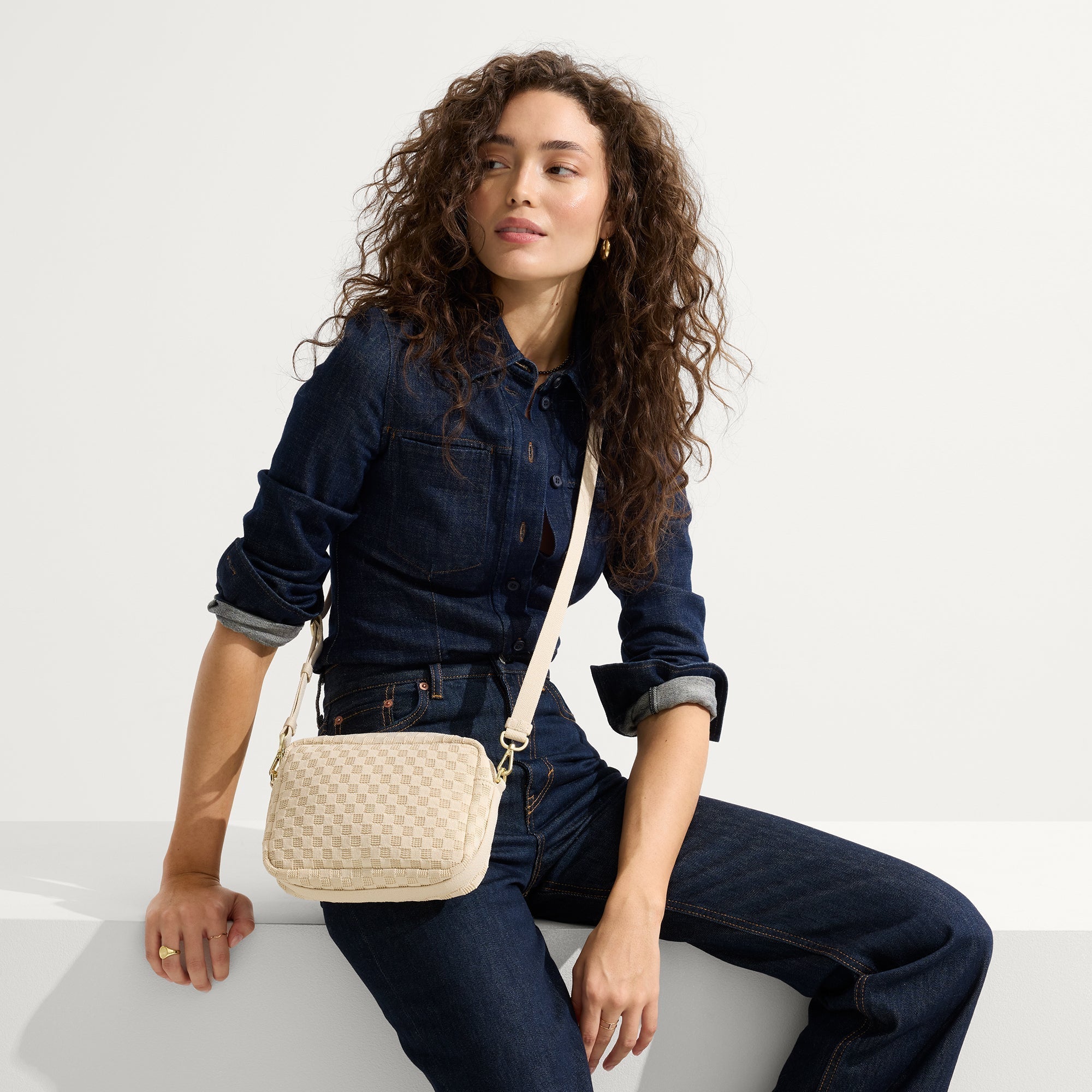 The Crossbody Camera Bag - Sesame - Image 3