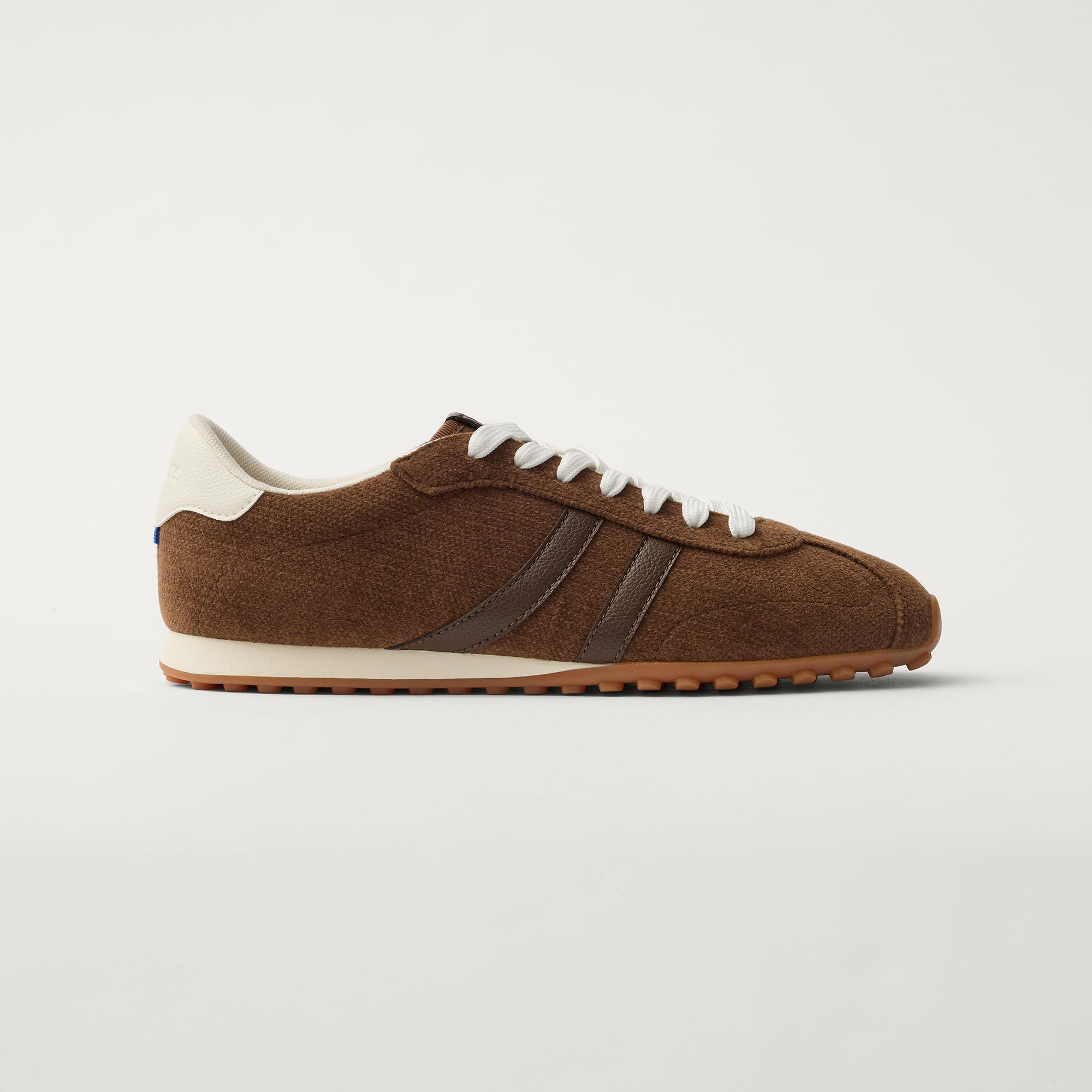 The Ivy Sneaker - ReVelvet? Cinnamon - Image 3