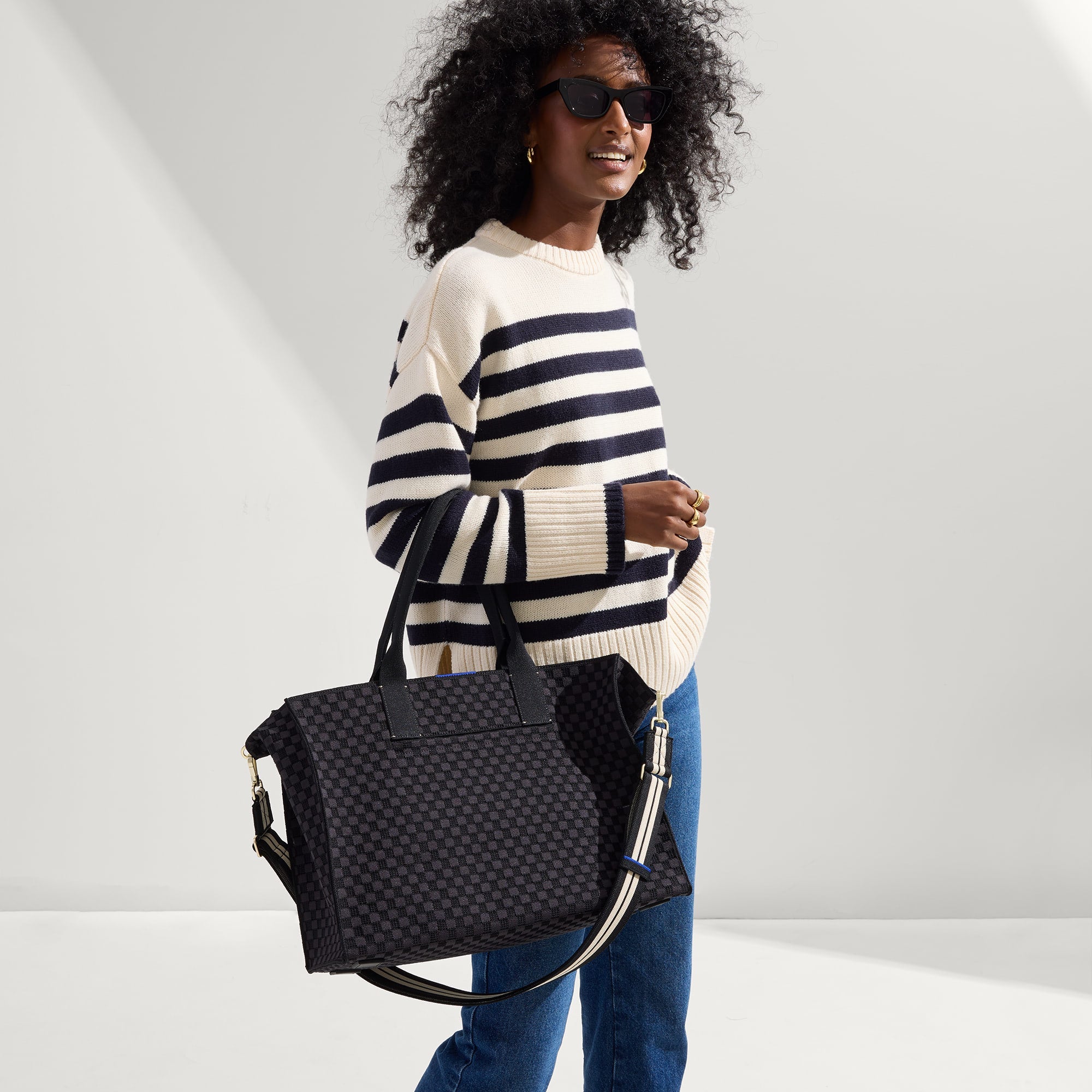 The Classic Tote - Black Sand - Image 9